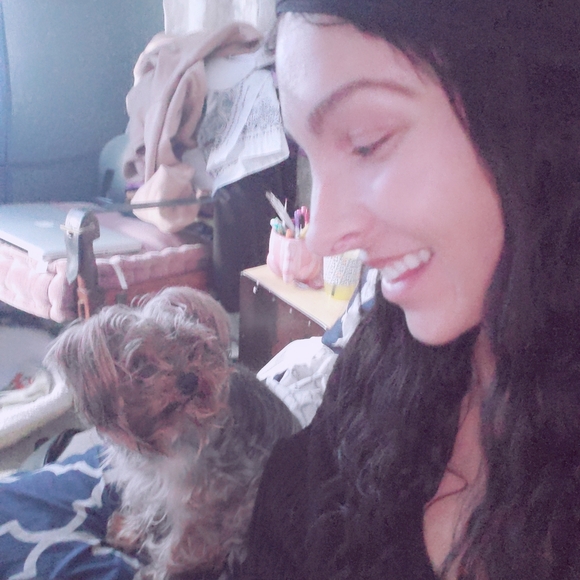 Meet Your Posher, Kara - Picture 4 of 4